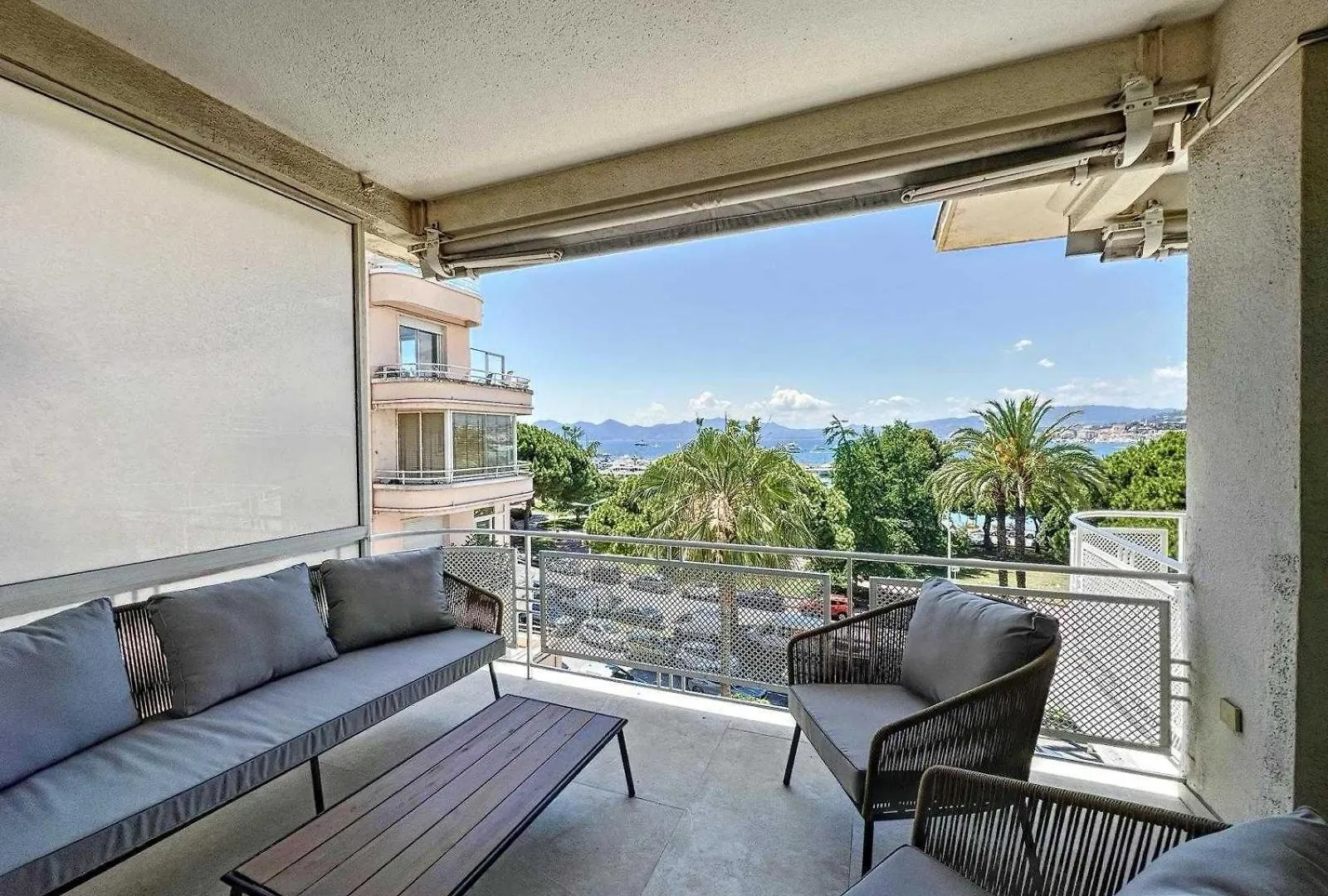 Luxurious Apartment Sea View Terrace La Croisette Cannes